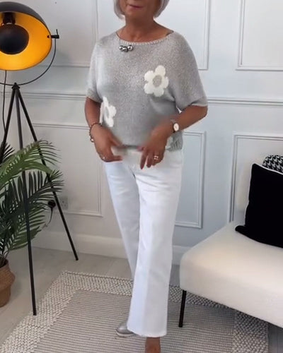 Daisy | Fijngebreide trui met bloemendetail