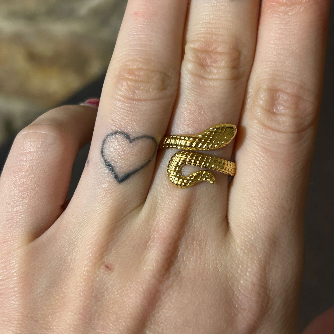 Clara | 18K Gold Ring
