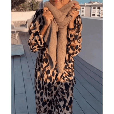 Lisandra | Elegante jurk met V-hals